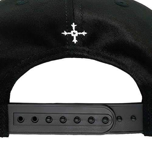 BLACK SCALE × FRESH.i.AM ARABIC SNAPBACK CAP BLACK