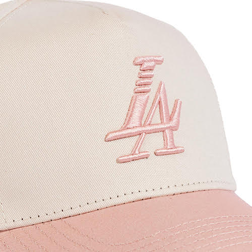 REFERENCE PARADISE LA SNAPBACK CAP CREAM BLUSH