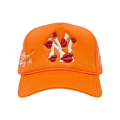 LA ROPA NY IS KISSING ME TRUCKER HAT ORANGE