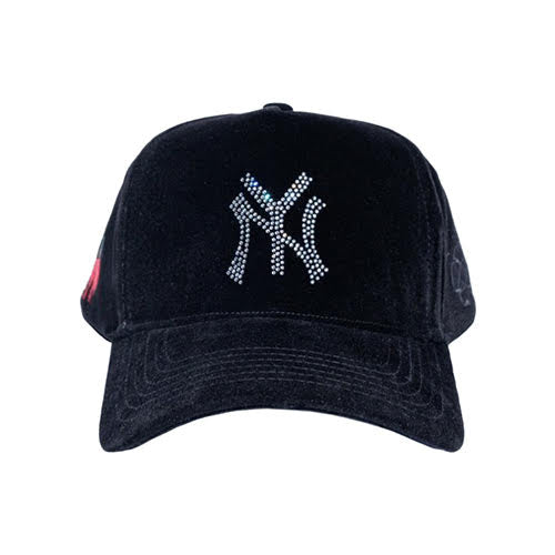 REFERENCE NY CRYSTALS SNAPBACK CAP BLACK VELOUR