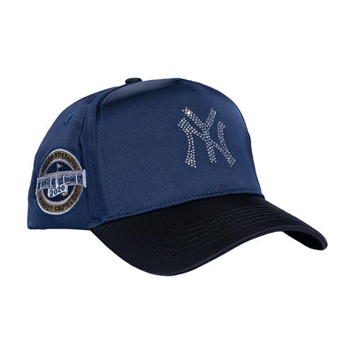 REFERENCE NY CRYSTALS SNAPBACK CAP NAVY SATIN/BLACK