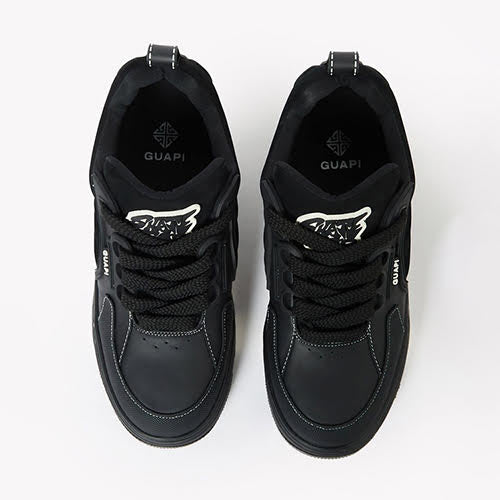GUAPI OBSIDIAN BLACK SKATE STAR