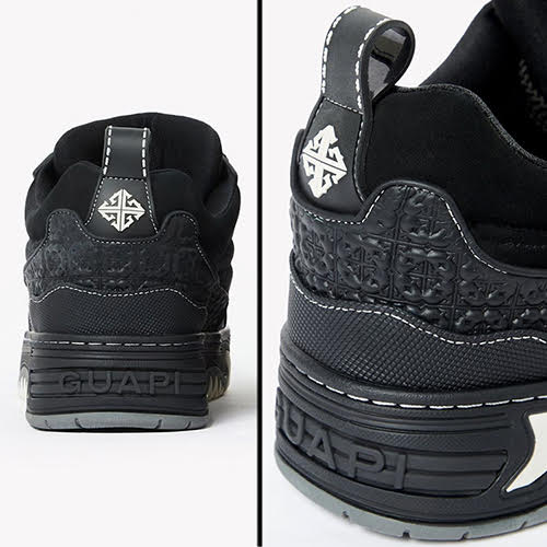 GUAPI OBSIDIAN BLACK SKATE STAR