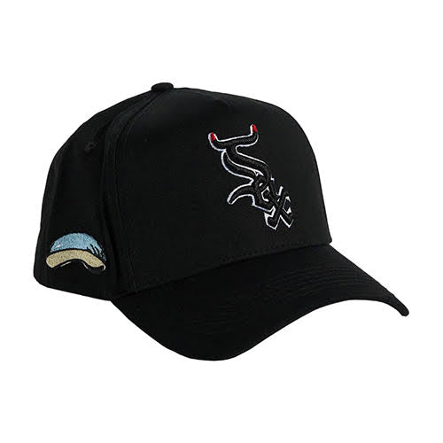 REFERENCE BULLSOX SNAPBACK CAP BLACK/BLACK
