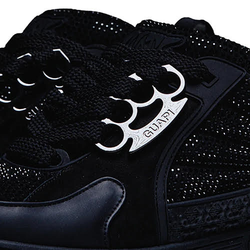 GUAPI ALL BLACK SKATE STAR