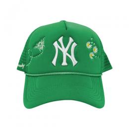 AGENT009 x RETROVERT NY TRUCKER CAP GREEN