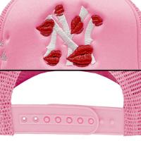 LA ROPA NY IS KISSING ME TRUCKER HAT PINK