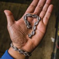 GOLDEN GILT Studded Goochi Link Bracelet - Silver